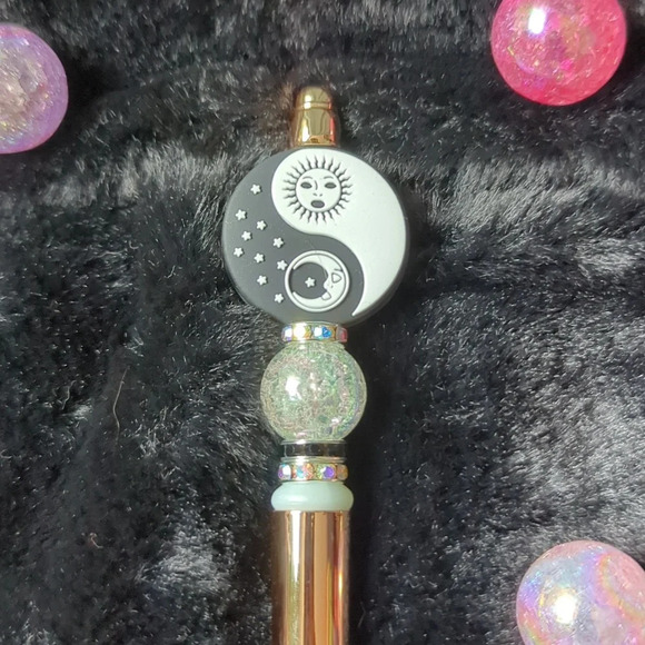 Stars/Moon Pen - Picture 2 of 4